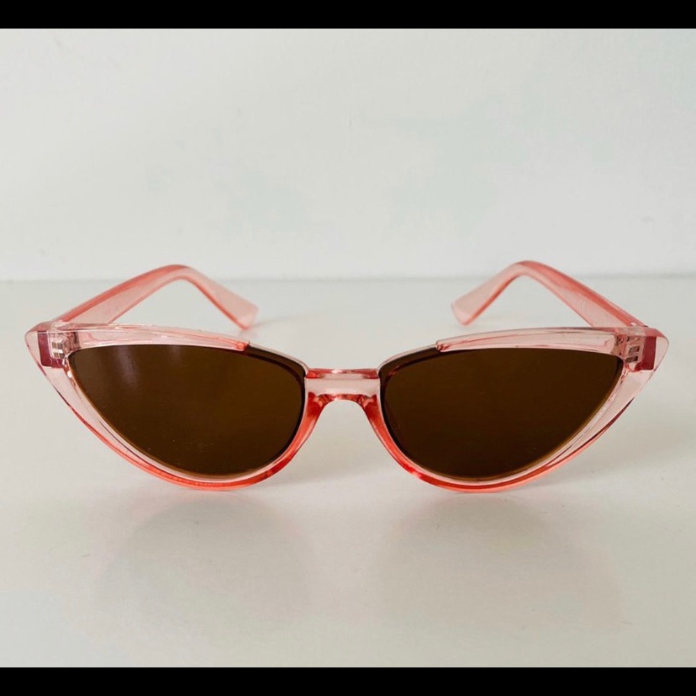 Pink Retro style sunglasses